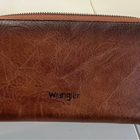 Wranglers Women’s Wallet Wristlet - Picture 7 of 7